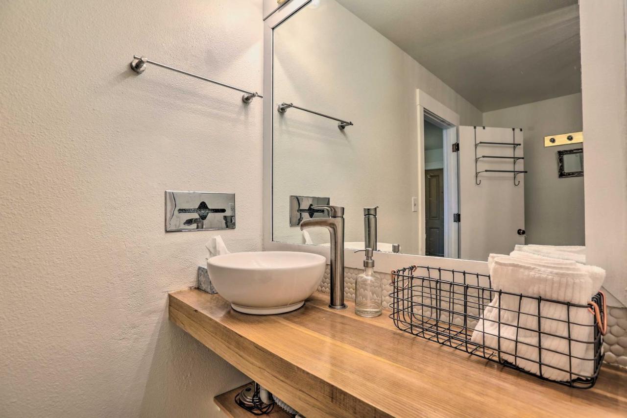 Resort Condo Retreat About 6 Mi To Downtown Bend! Экстерьер фото